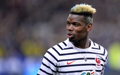 FN电竞-凯恩拼抢赢得球权